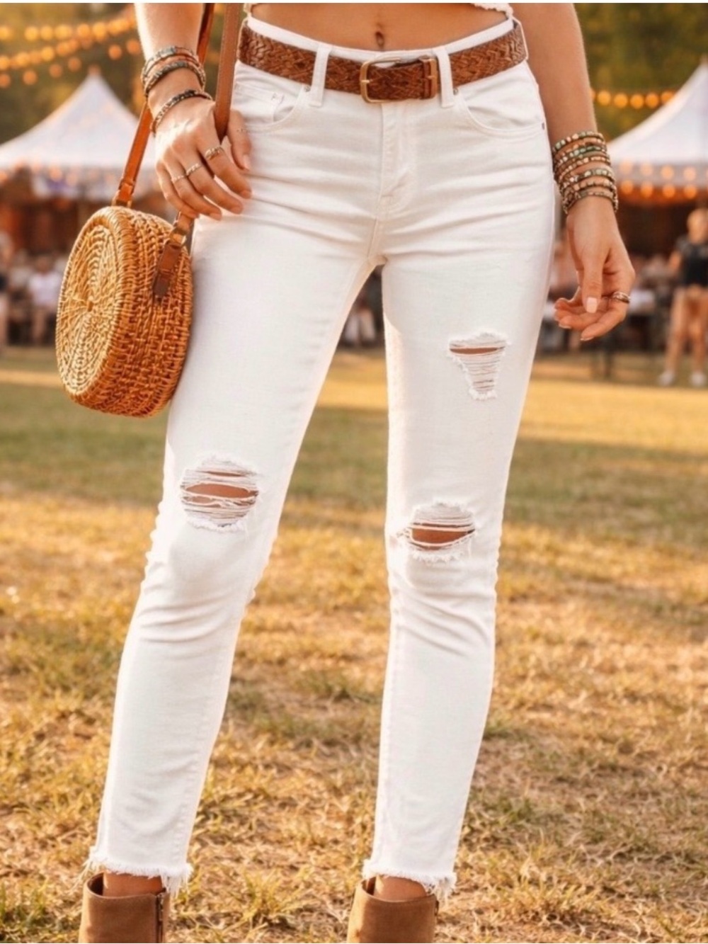 American Eagle Outfitters White Distressed Skinny Jeans
